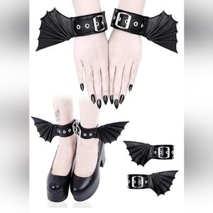 Restyle Bat Cuffs